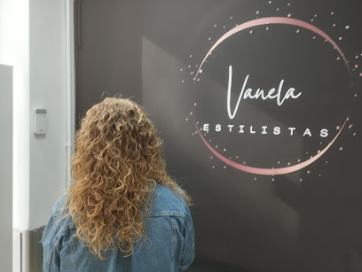 VANELA ESTILISTAS - Opiniones y contacto