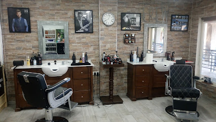 + CUT SALON DE PELUQUERIA - Opiniones y contacto