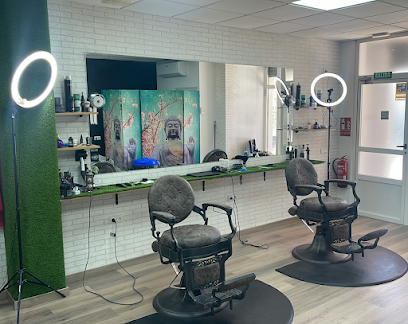 Barber&apos;s Place - Opiniones y contacto