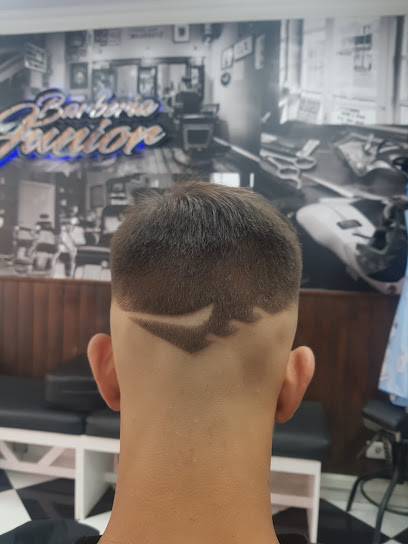 Barberia Junior - Opiniones y contacto