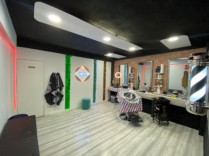 Kings of barbers - Opiniones y contacto