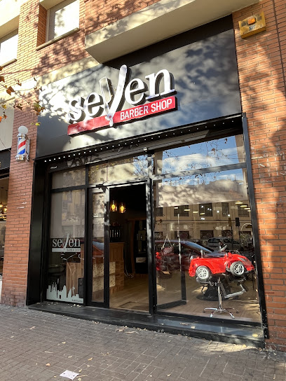 SEVEN BARBERSHOP - Opiniones y contacto