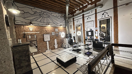 MVP Barber Studio - Opiniones y contacto