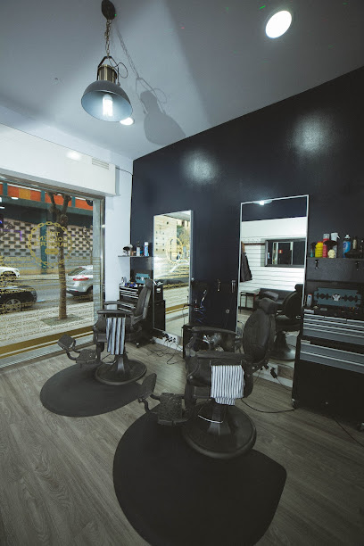 Golden Barbers - Opiniones y contacto