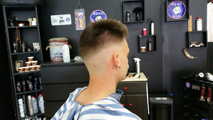 Seny Peluquería Barbería - Opiniones y contacto