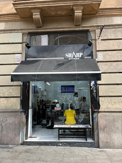 SHARP BLENDZ BARBERSHOP BARCELONA - Opiniones y contacto