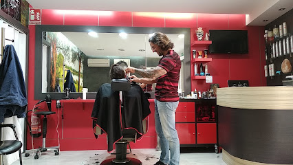 Perruqueria Òscar Domènech Barber shop - Opiniones y contacto