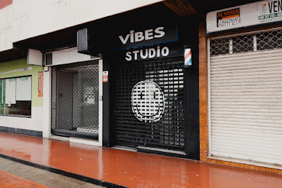 VIBES STUDIO - Opiniones y contacto