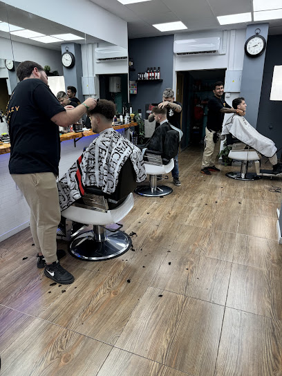 The crazy barbers - Opiniones y contacto