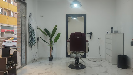 BARBERÍA .PELUQUERÍA HOMBRE LUIS ESPIGARES - Opiniones y contacto