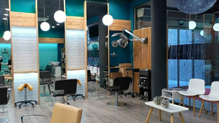 SOHO PELUQUERIA - Opiniones y contacto