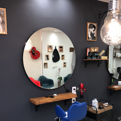 Peluqueria paris 3 - Opiniones y contacto